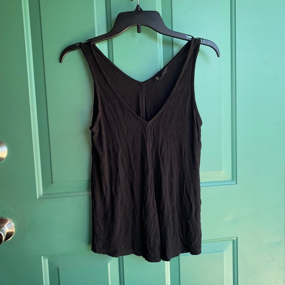 Peyton Jensen size small adorable black tank top